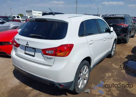 2013 Mitsubishi Outlander Sport Es z USA, uszkodzony, nr VIN 4A4AP3AU4DE011667
